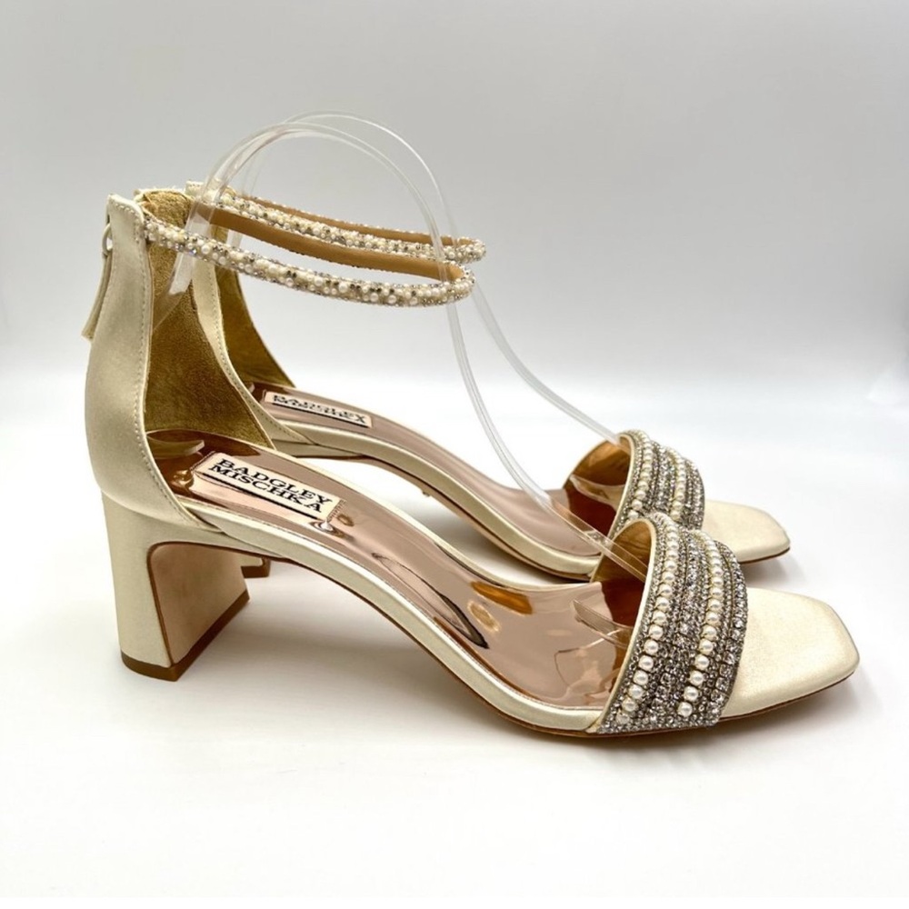 Badgley Mischka Womens Kameryn Ivory Satin Jeweled Dress Sandals Heels Shoes 9.5